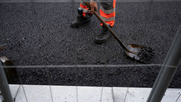 Driveway Snow Removal Preparation in Ennis, TX